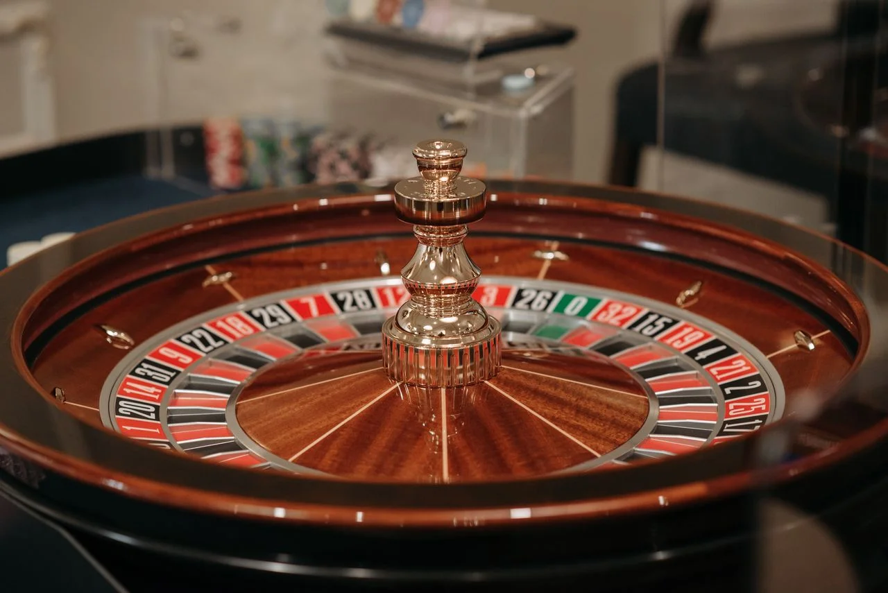 five 88 — So sánh biến thể Baccarat tại để chọn đúng phòng chơi